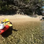 Апартаменты Pieds Dans Eau *