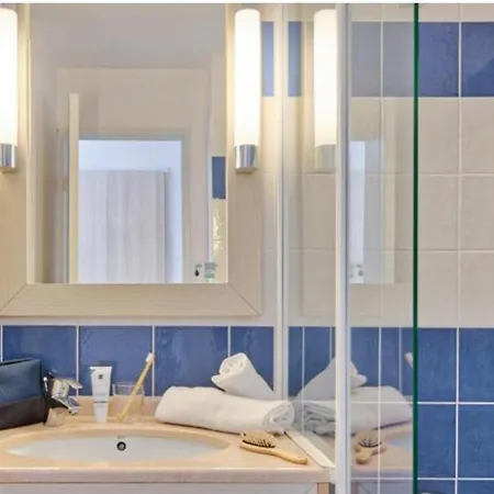 Pieds Dans Eau Apartment *